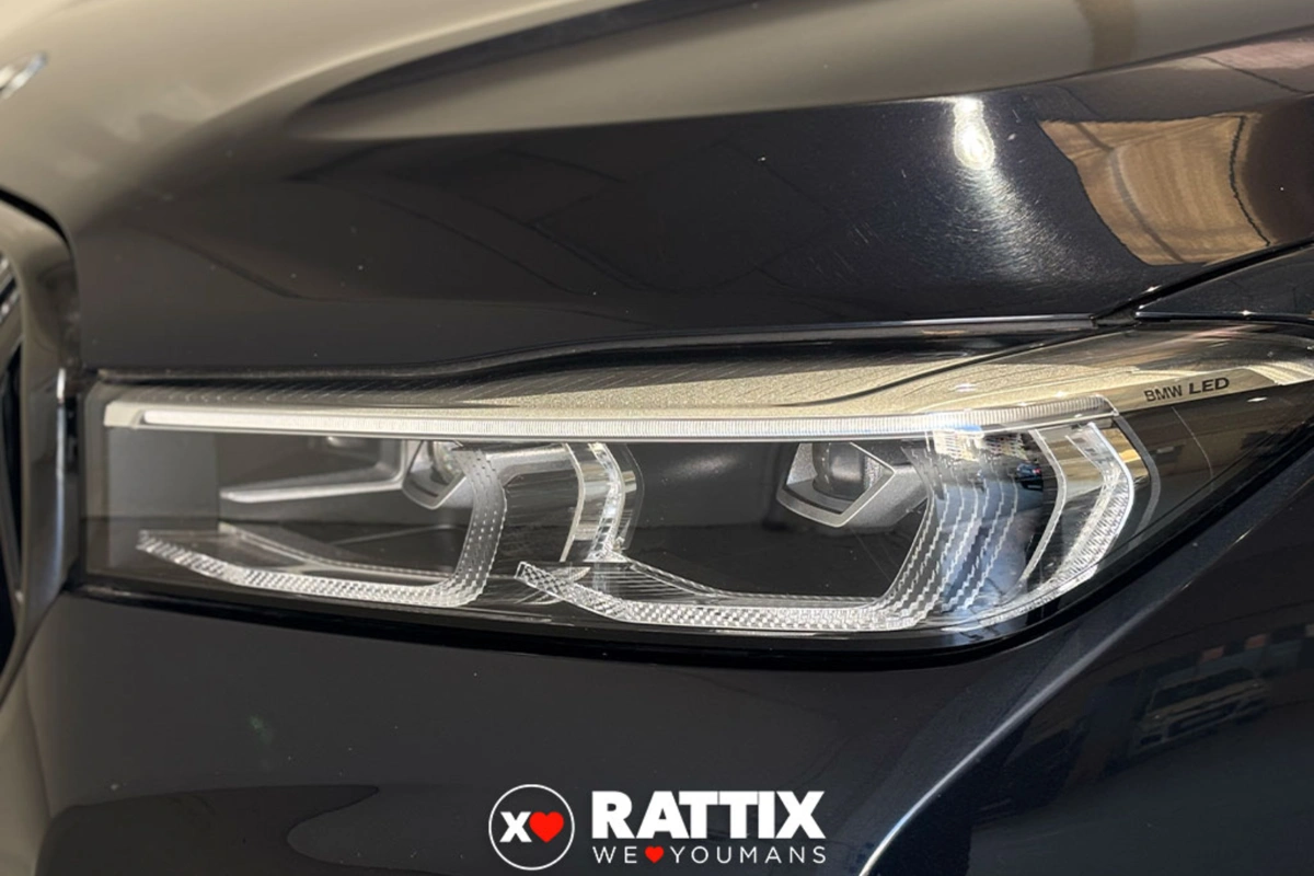 BMW Serie 7 G11 2019 745e auto